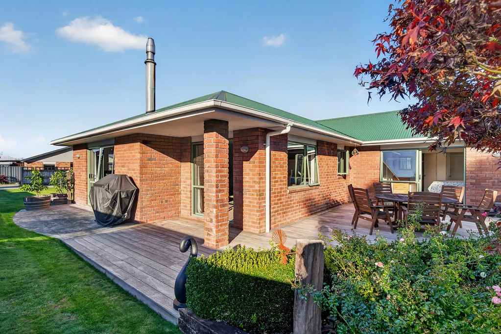 Solway 4 Bedroom Room For All - BEO $835,000