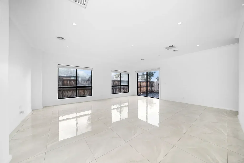 Mambourin 4 Bedroom Modern Family Home in Prime Mambourin Location !!