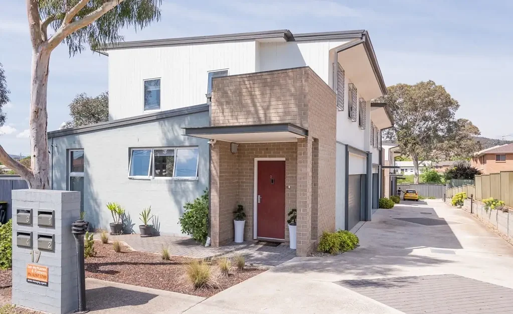 Modern 3 bedroom townhouse