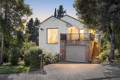 Eaglemont 4ਬੈੱਡਰੂਮ A Rare Opportunity in Prestigious Mount Eagle Estate