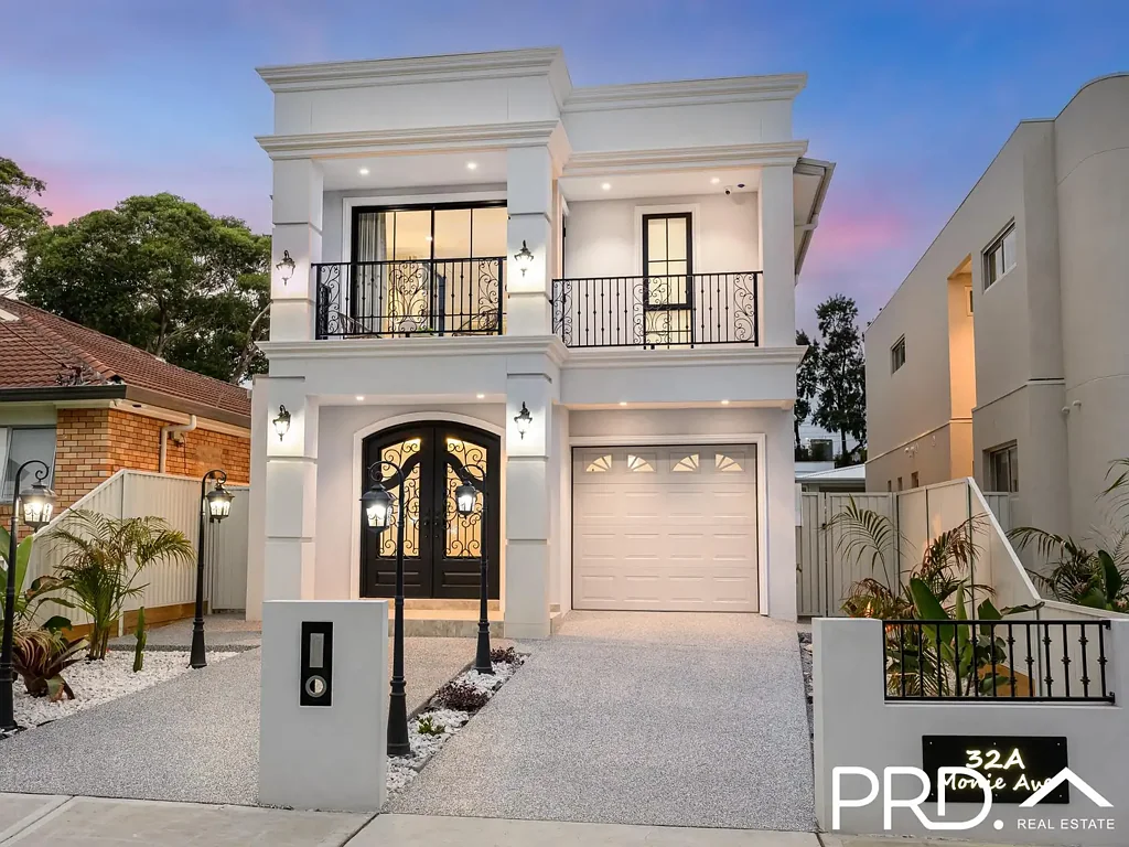 East Hills 6ห้องนอน FREESTANDING FRENCH PROVINCIAL MASTERPIECE
