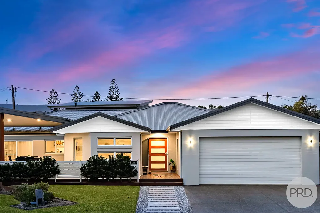 Anna Bay 3房  Pinnacle of Beachside Living - An Incredible Opportunity!