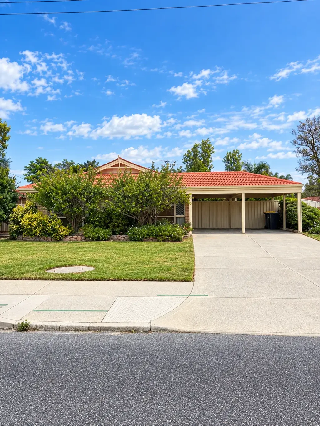 Seville Grove 4침실 Spacious family dwelling
