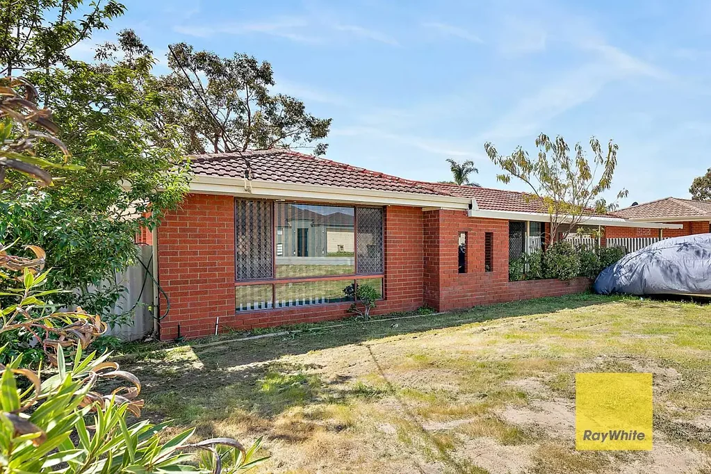 11 Elliot Place, Thornlie, WA 6108