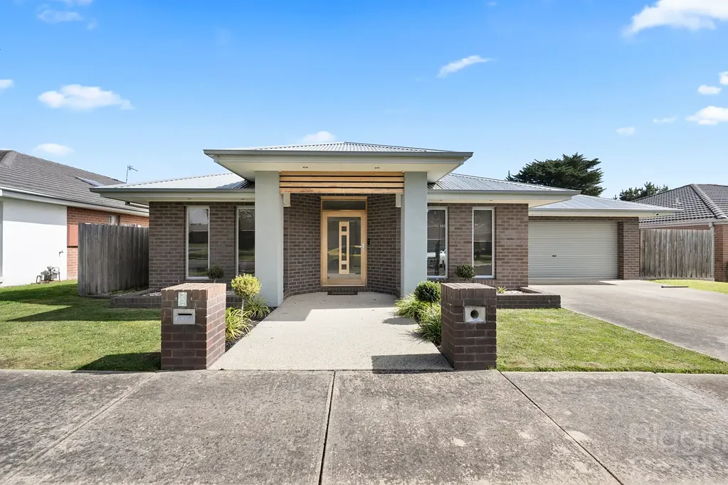 6 Ludbrook Court, Brown Hill, VIC 3350