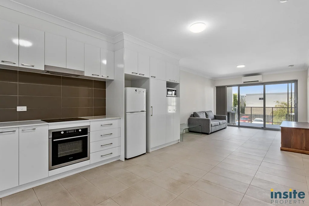 53/16 Grey Street, Cannington, WA 6107