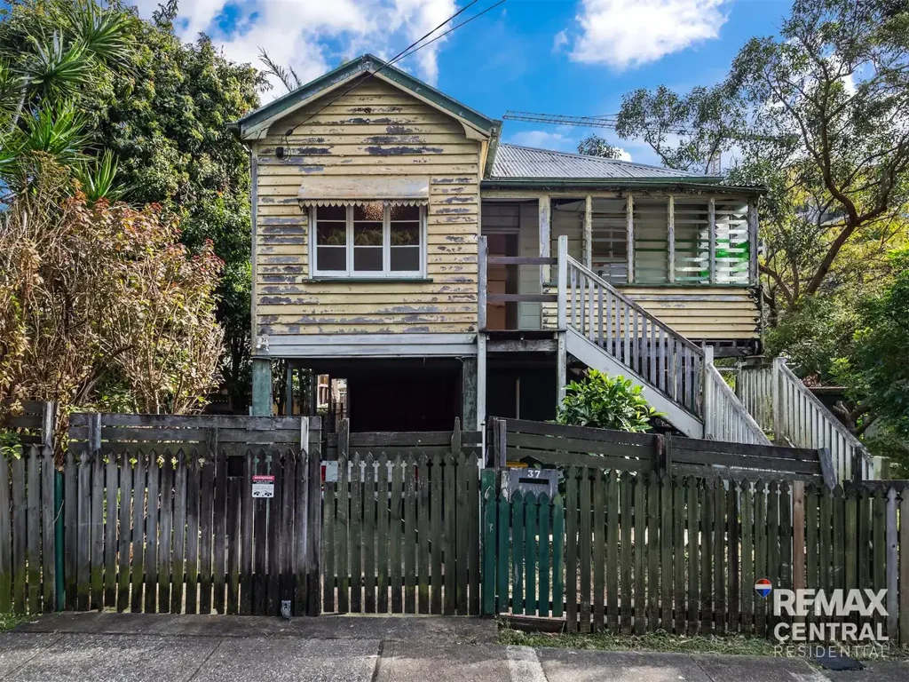 Woolloongabba 4Habitaciones Ripe for Renovation – Executor Committed to Sell!