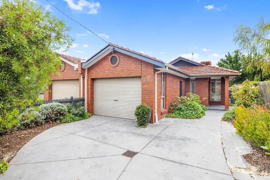 2/85 Kernot Street, South Kingsville, VIC 3015