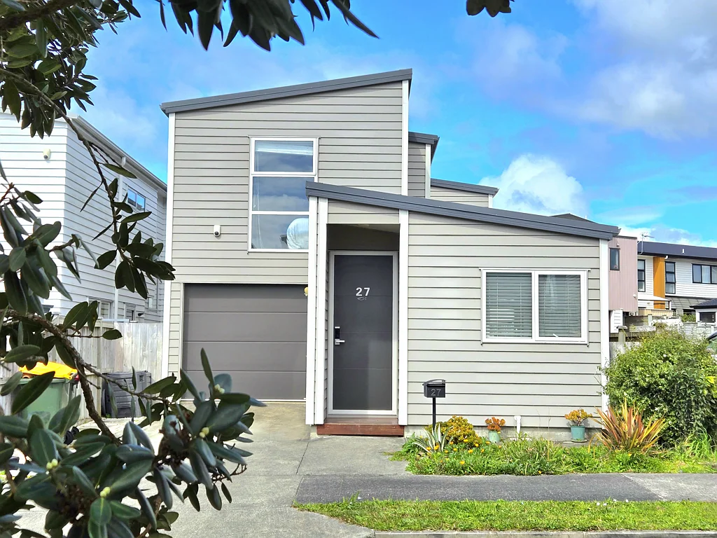 Hobsonville 4房 近超市与高速公路，漫步至周末市集，兼具当代生活方式与优越地段！ Lock & Leave - Lifestyle Awaits