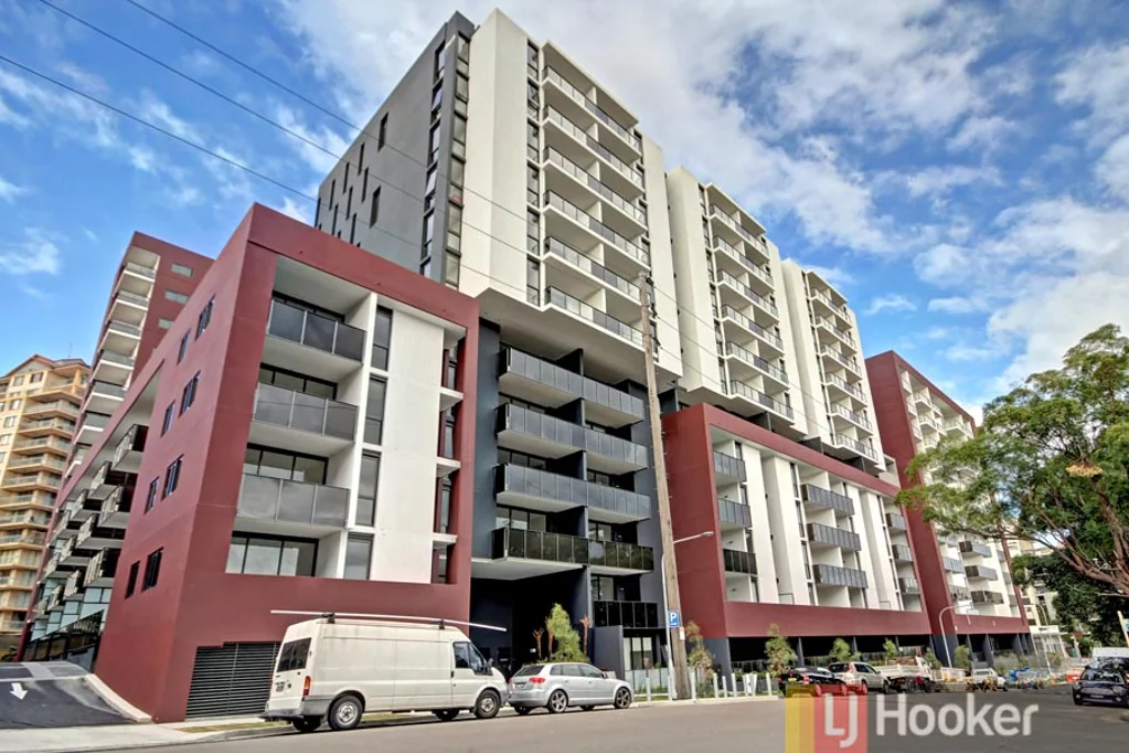 1 Bedroom + Study Apartment