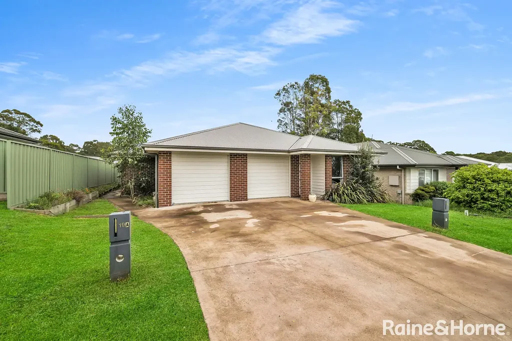 19 Moresby Street, Nowra, NSW 2541