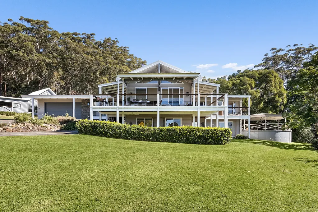 Jamberoo 4房  Acreage Living with Equestrian & Intergenerational Potential