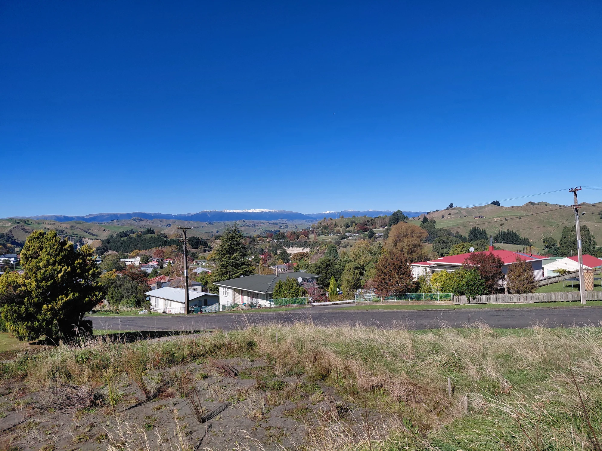 Taihape and Surrounds An elevated site in a calm, established setting