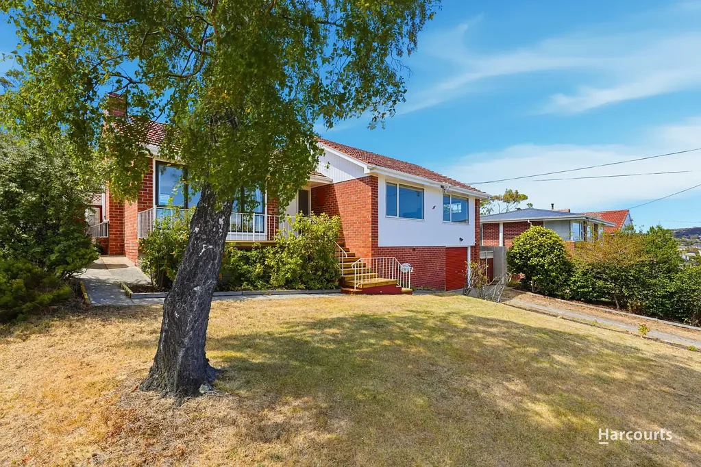 11 Tilanbi Street, Howrah, TAS 7018