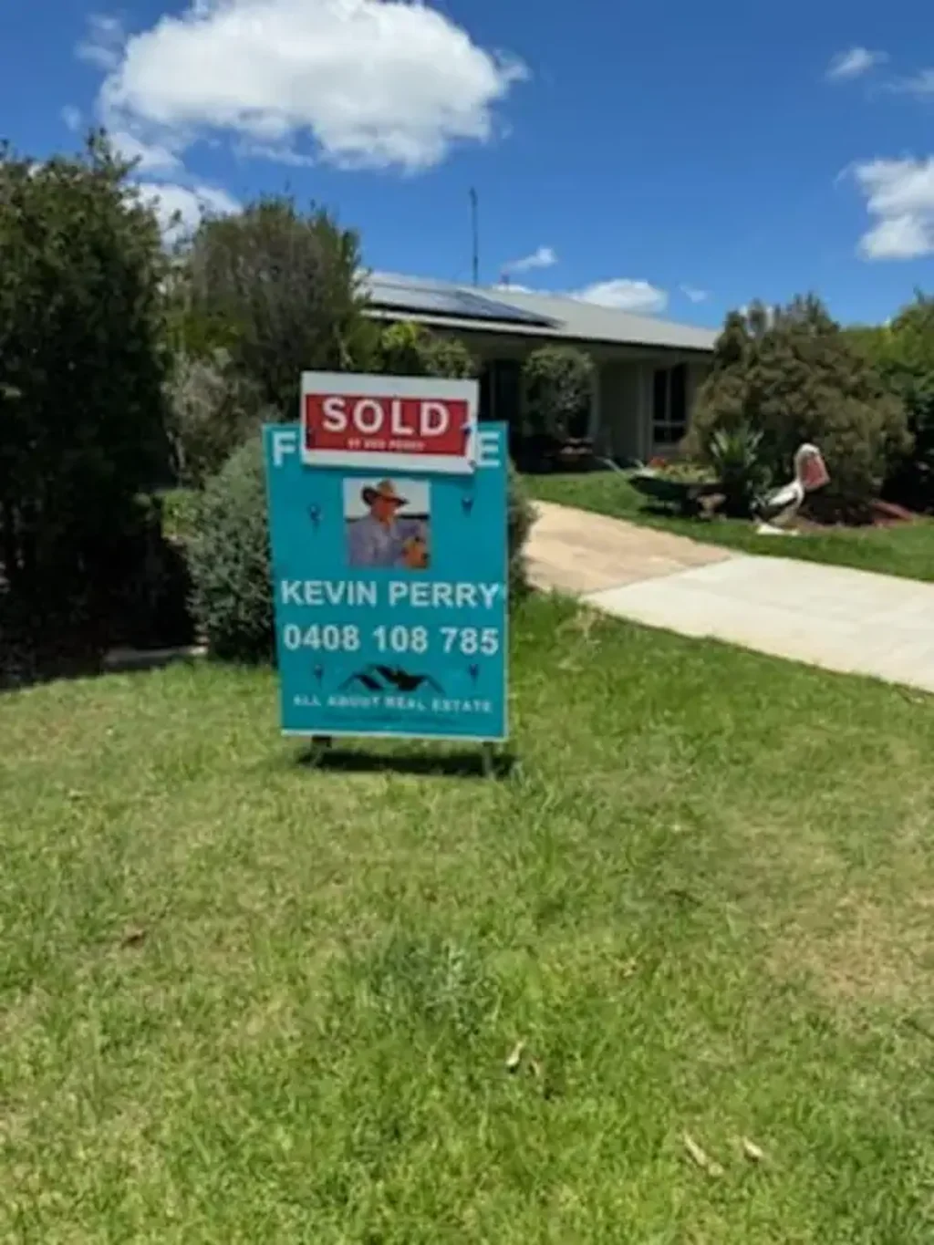 10 Jones Road, Withcott, QLD 4352