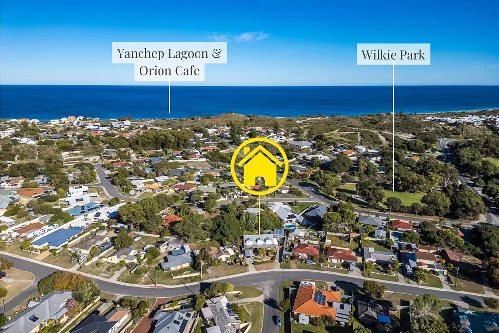 Yanchep 4Moenga Charming 2 Storey 600m from the Ocean!