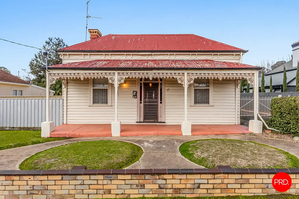 77 Sternberg Street, Kennington, VIC 3550