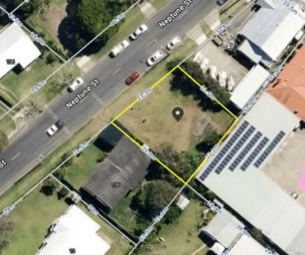 137 Neptune Street, Maryborough, QLD 4650