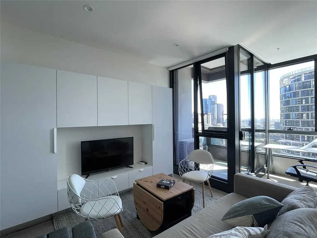 FURNISHED - Two bedroom apartment on level 35 conveniently located on Elizabeth Street!