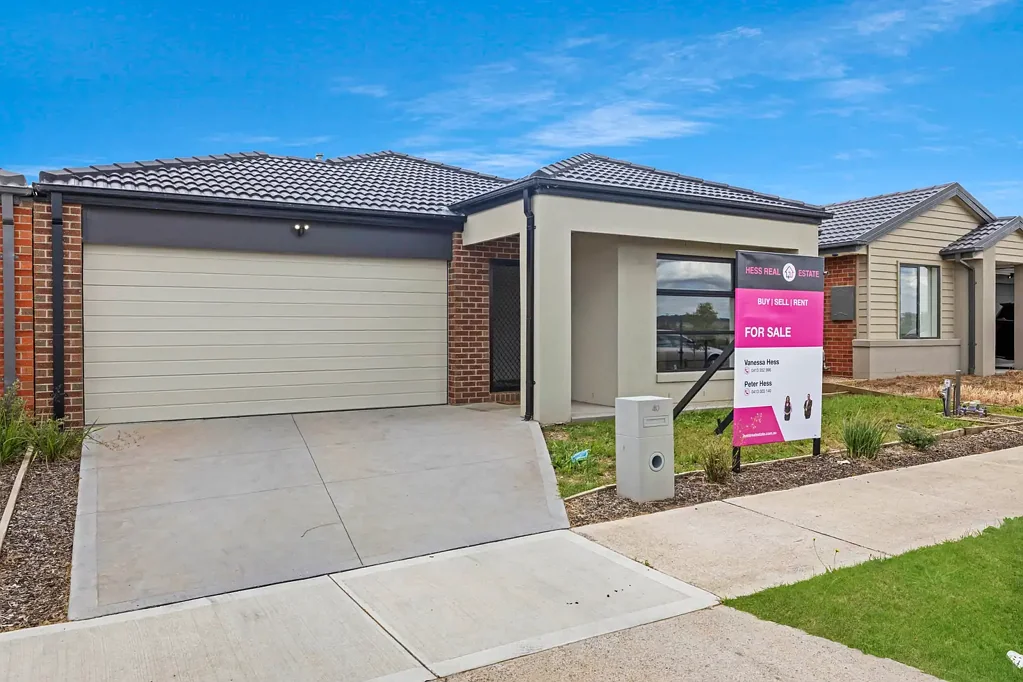 40 Juniperina Cct, Wallan, VIC 3756