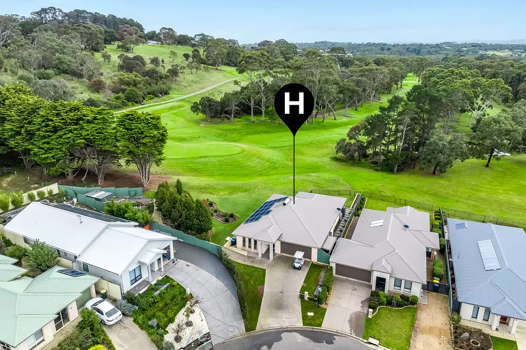 Victor Harbor 4ห้องนอน Exceptional Golf Course Frontage, Coastal Lifestyle – Hot property not to be missed