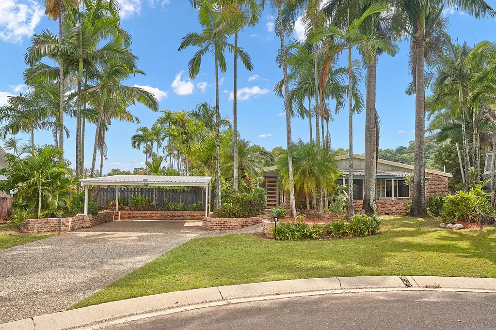4 Clearwater Street, Freshwater, QLD 4870