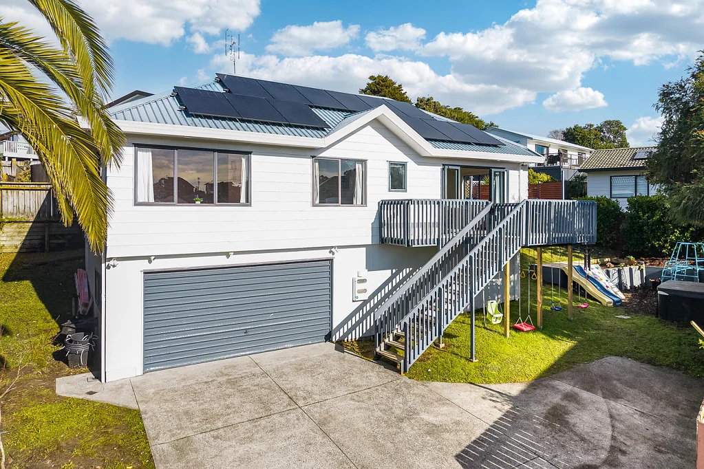 Stanmore Bay 3Zimmer Elevated, easy living in the heart of Stanmore Bay