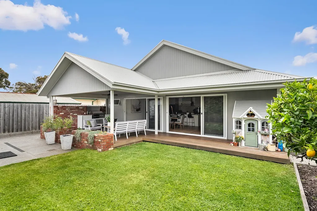 21 Hayman Avenue, Seaford, VIC 3198