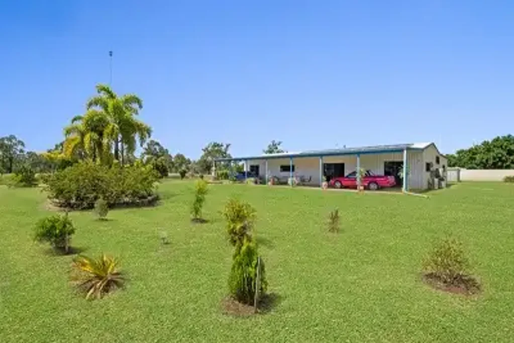 Greenvale 2部屋 ULTIMATE SHED HOUSE ON ACREAGE