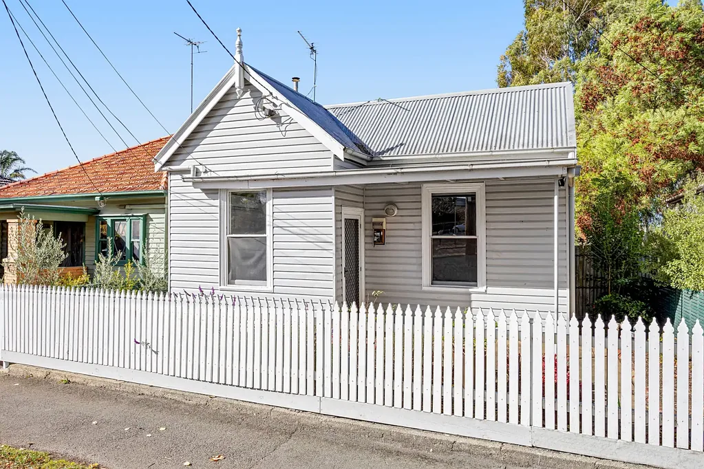 Redan 2Zimmer Ideal First Home or Investment Opportunity!