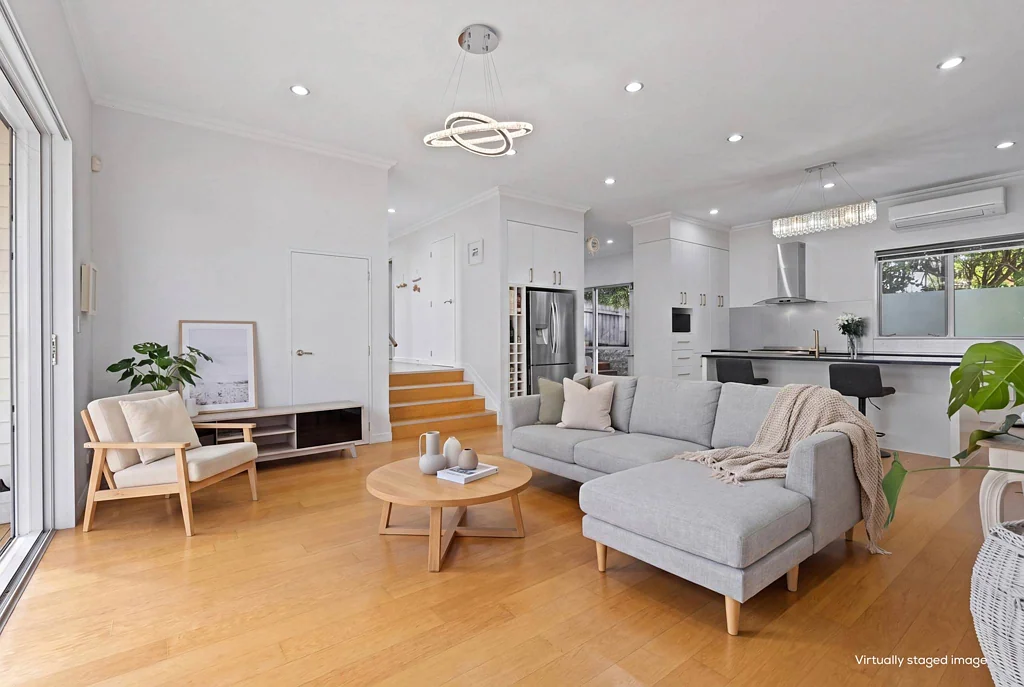 Pinehill 6 Slaapkamer MUST SELL! Luxury Family Living in Rangi Zone