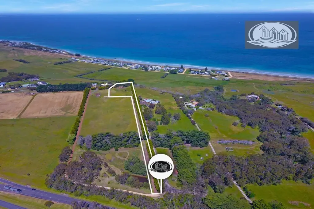 Bolwarra Ocean Views with Endless Possibilities