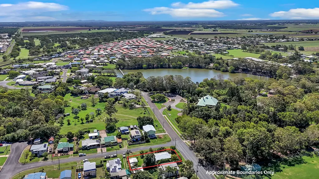 Bundaberg North 5 Slaapkamer 5-BEDROOM HOME BY THE BOTANICAL GARDENS