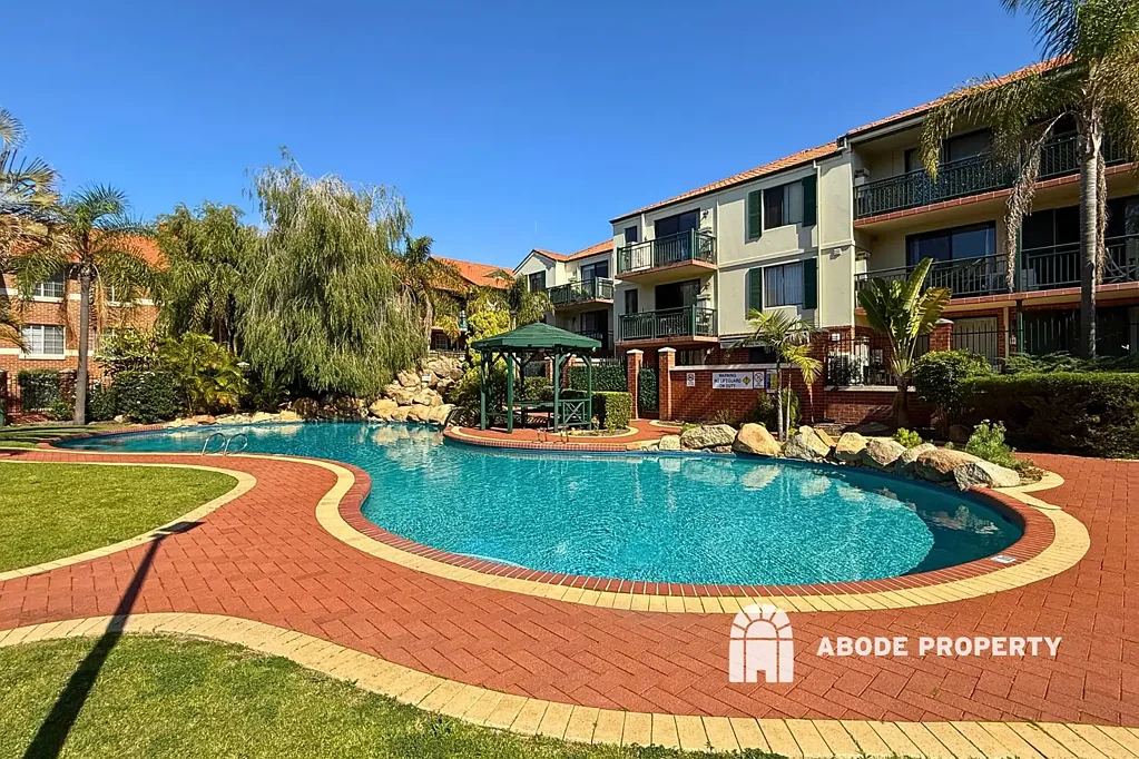 3 Bedroom Abode in Prime Location