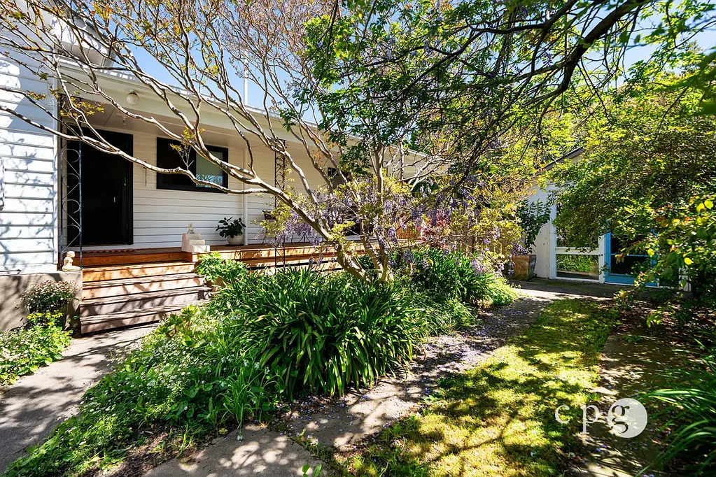3 Preshaw Street, Castlemaine, VIC 3450