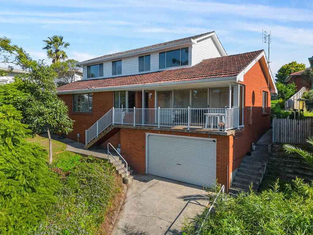 Coniston 5房  Expansive Family Home with Ocean Views