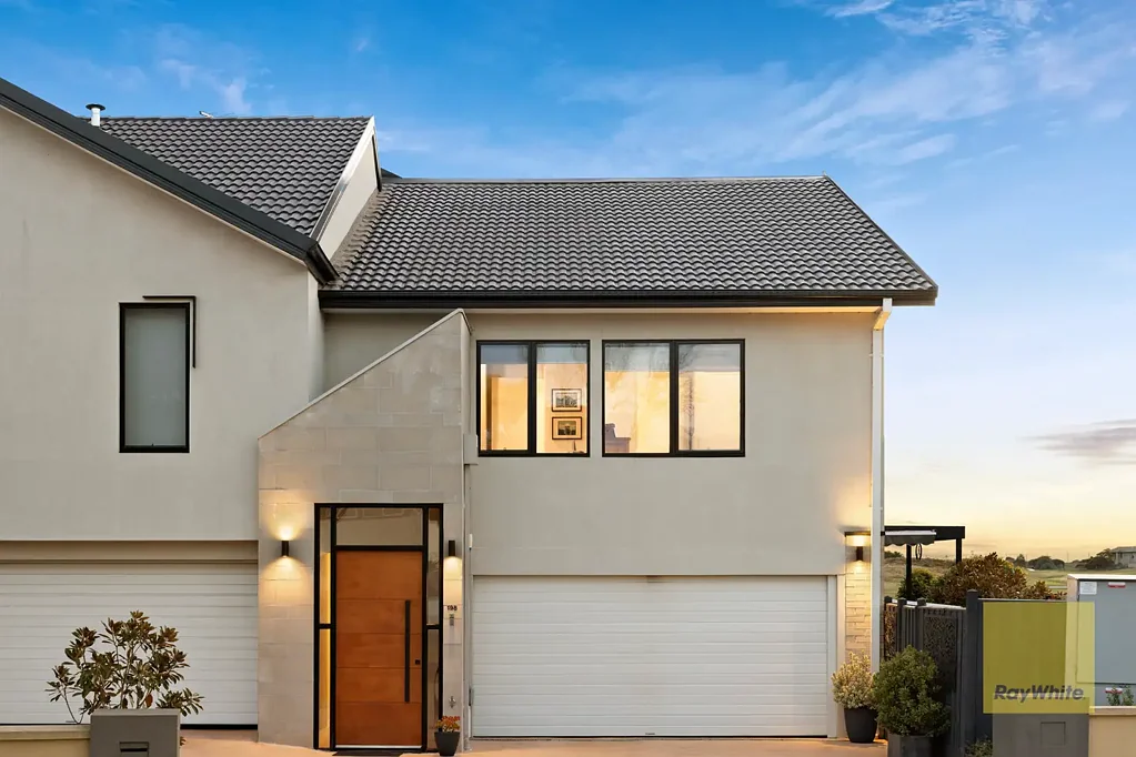 198 Sanctuary Lakes North Boulevard, Point Cook, VIC 3030