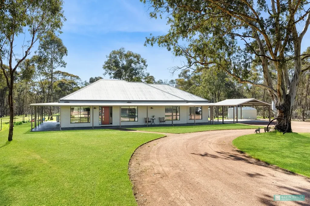Strathfieldsaye 3ਬੈੱਡਰੂਮ Astonishing modern family home on a beautiful 5 acres