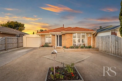 33 TIGRIS CL, WERRIBEE VIC 3030, 3 phòng ngủ, 1 phòng tắm, House