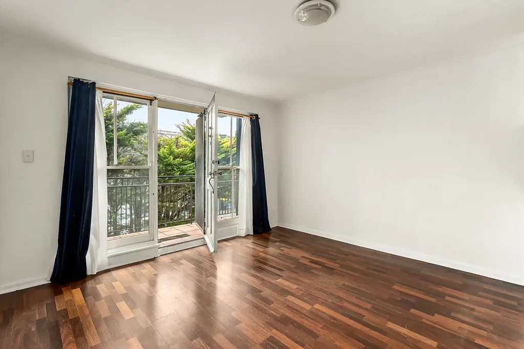 2/42 Eastbourne Street, Windsor, VIC 3181