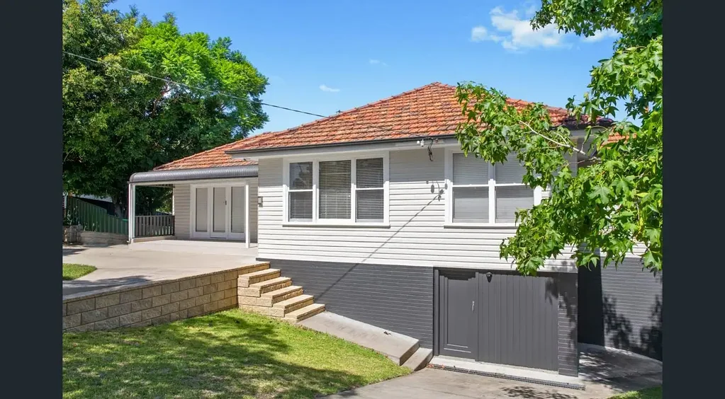Charming 3 Bedroom Home in Adamstown Heights
