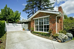 2/30A Centre Road, Vermont
