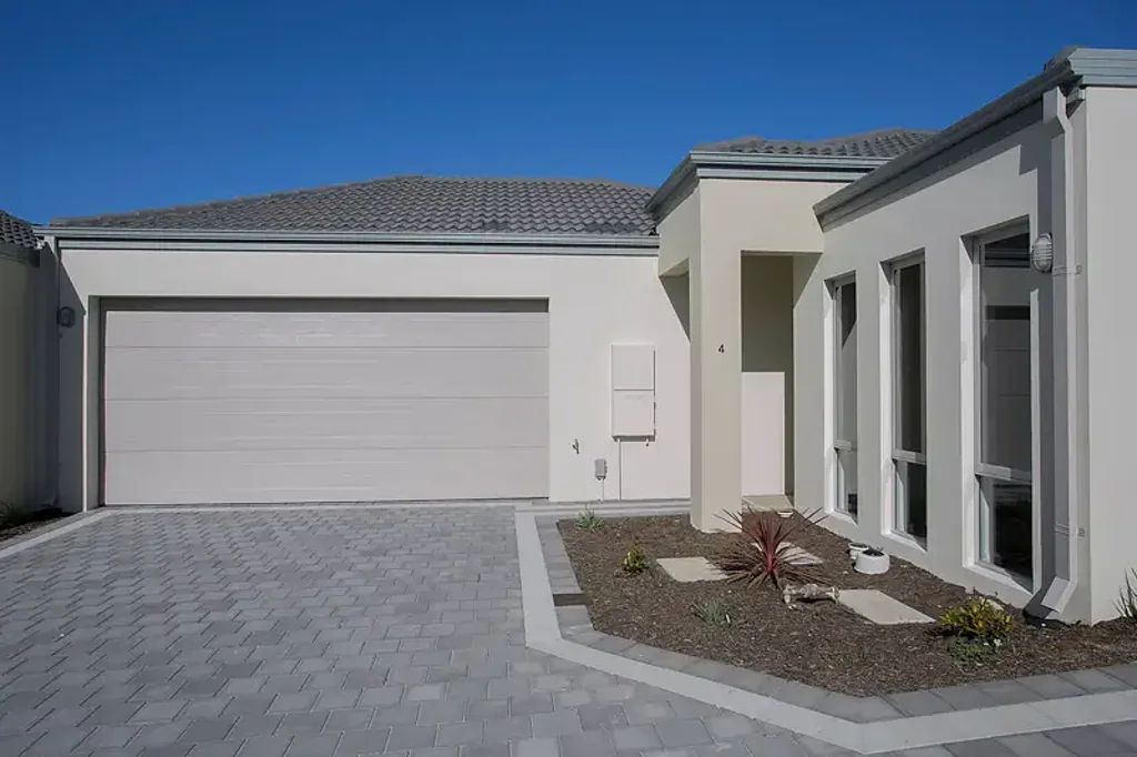 Joondanna 4 Bedroom RARE OPPORTUNITY - MOVE IN NOW