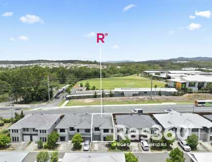 135/370 Gainsborough Drive, Pimpama, QLD 4209, 4 Bedrooms, 2 Bathrooms, Townhouse