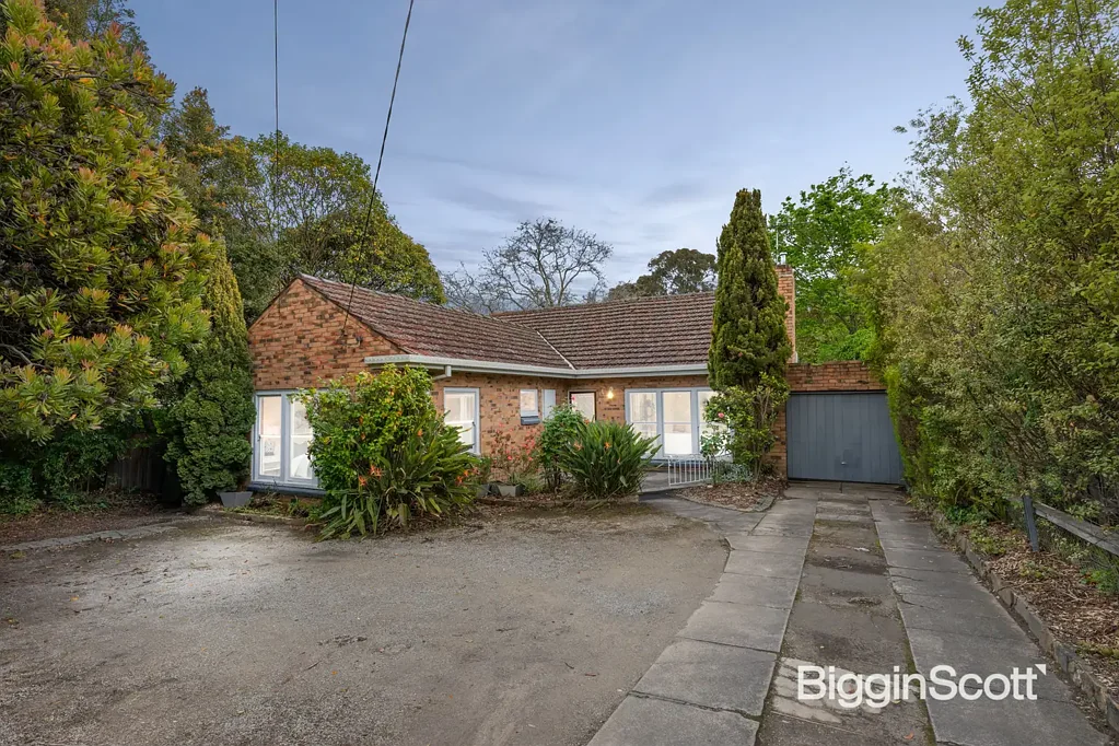 217 Canterbury Rd, Blackburn, VIC 3130