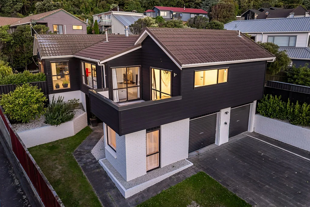 13 Kinnel Grove, Papakowhai, Porirua, Wellington