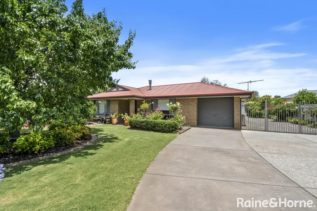27 Fairfield Drive, Strathalbyn, SA 5255