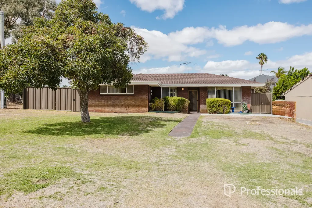 38 Parin Road, Marangaroo, WA 6064