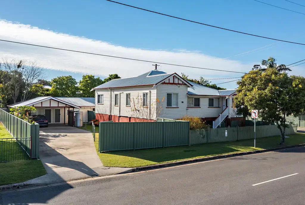 Rosewood 4 Bedroom BUY TWO HOMES WITH THE BONUS OF THE ONE MORTGAGE - MULTIPLE BENEFITS AWAIT