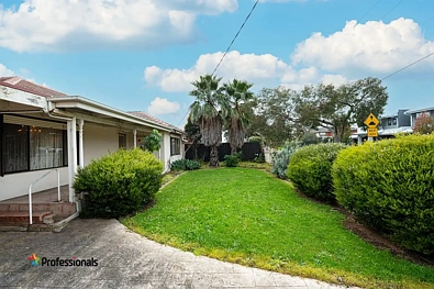53 William Street, Fawkner, VIC 3060, 3 Bedrooms, 2 Bathrooms, House